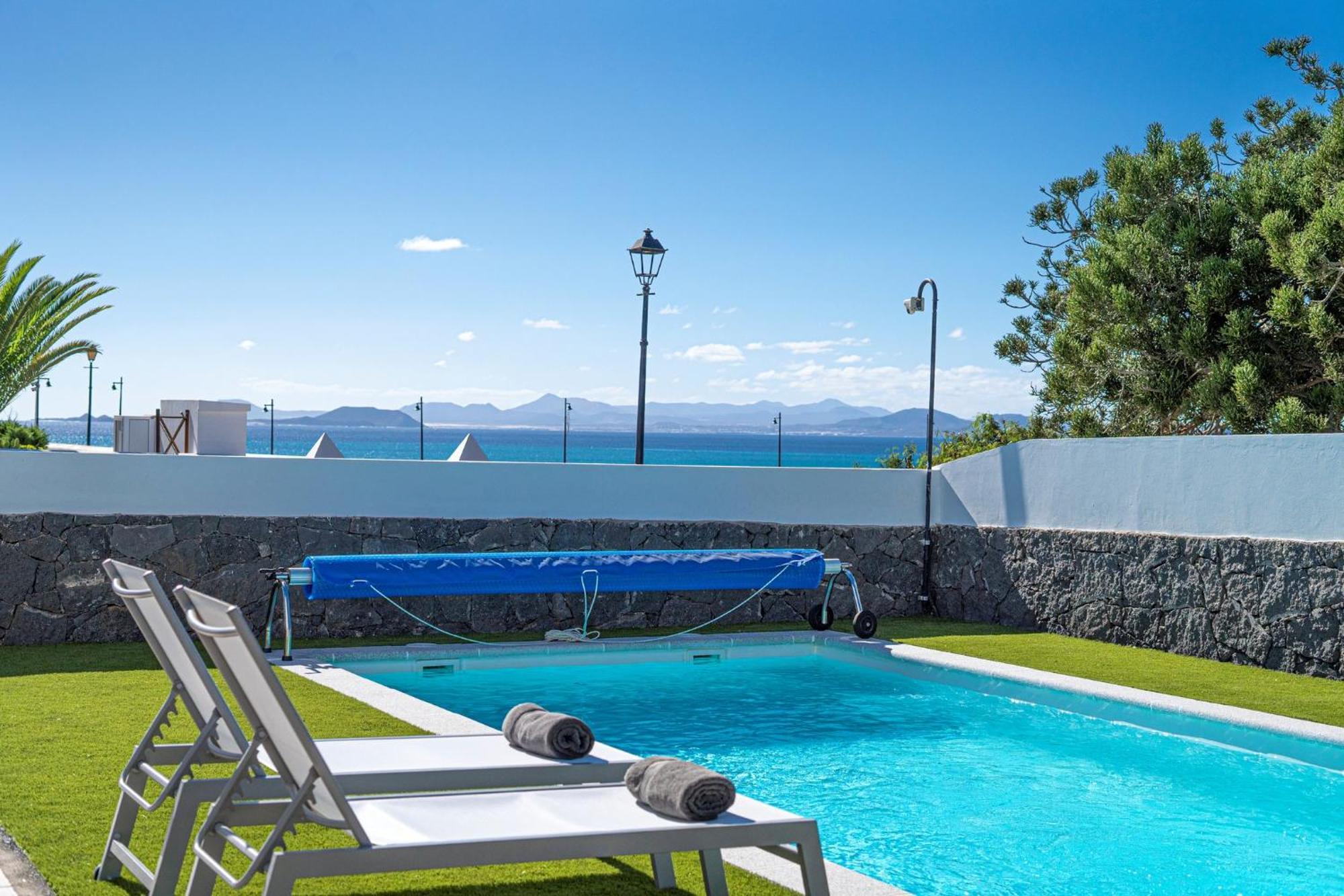 Beautiful Detached Lanzarote Villa 3 Bedrooms Villa Stacruz Bay Stunning Views Close To Amenities Playa Blanca Exterior photo