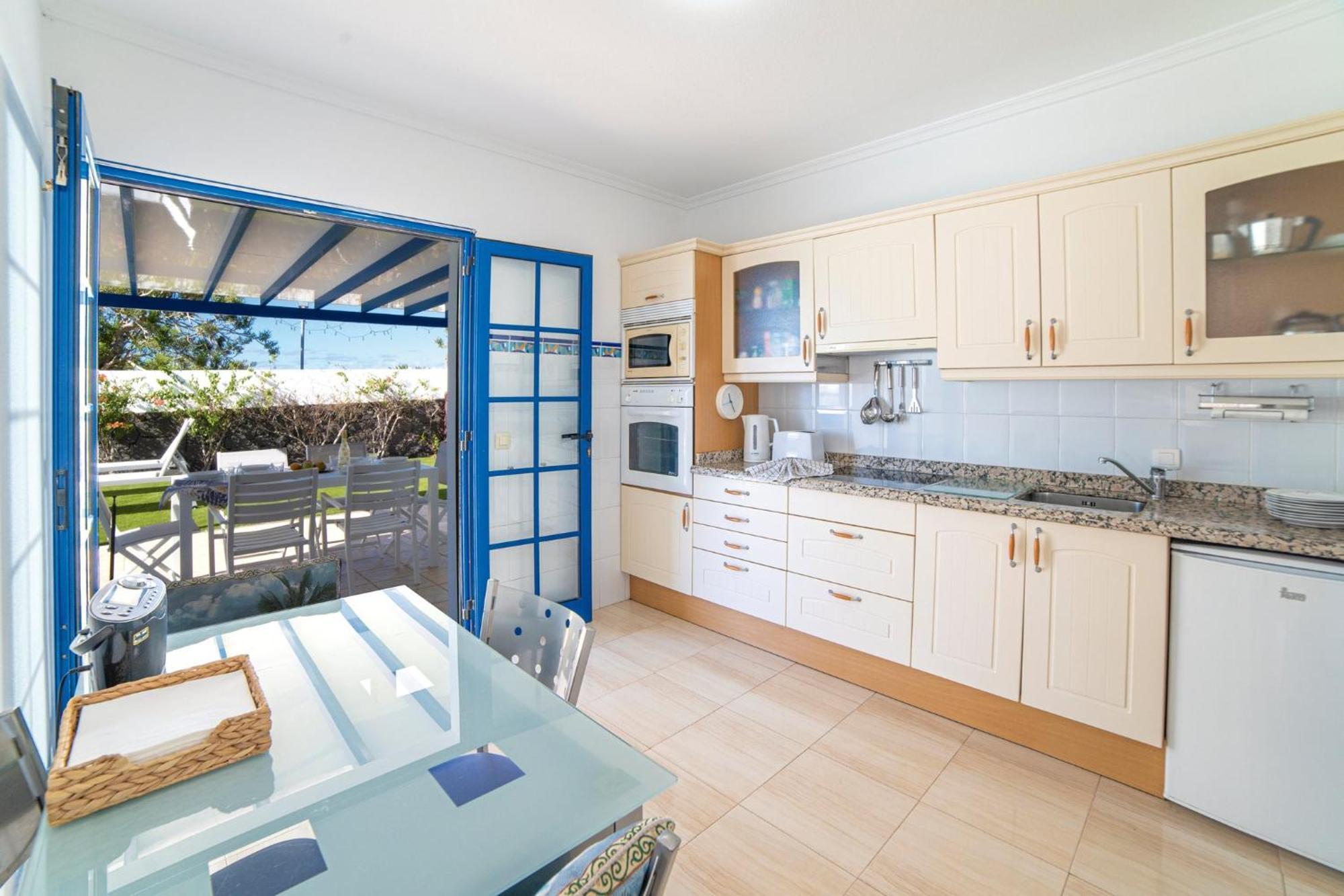 Beautiful Detached Lanzarote Villa 3 Bedrooms Villa Stacruz Bay Stunning Views Close To Amenities Playa Blanca Exterior photo